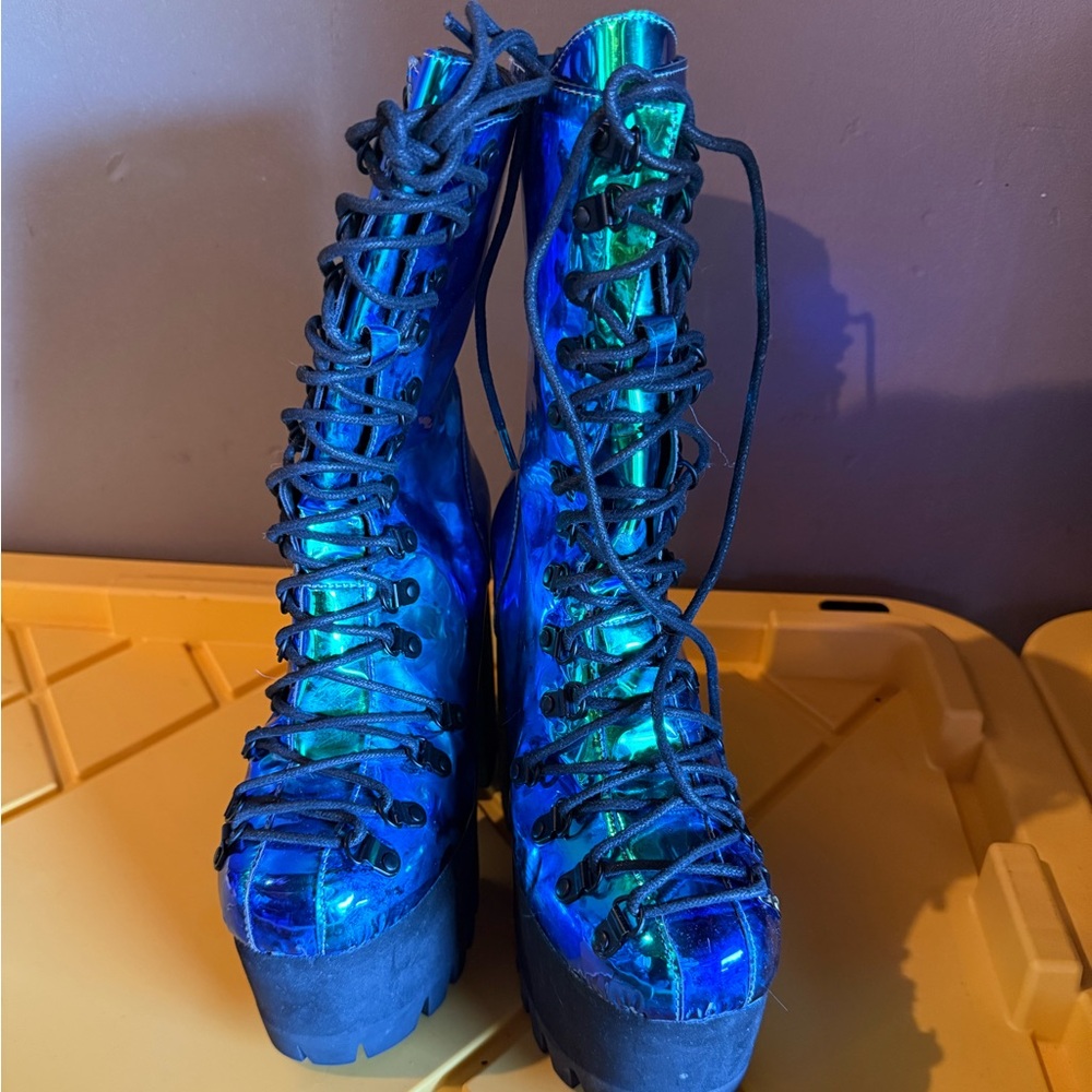 Vibrant Blue Lace-Up Women's Boots